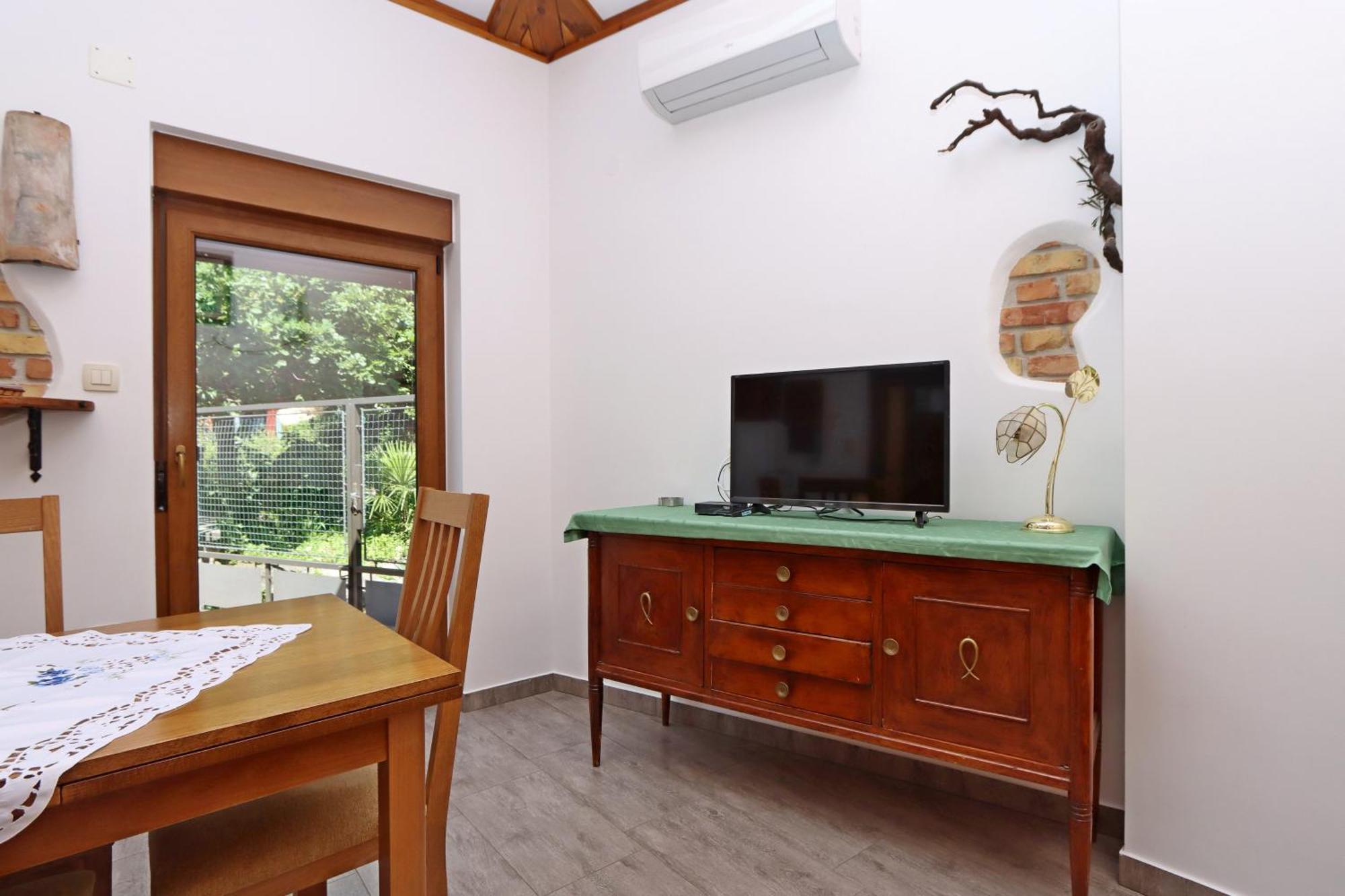 Apartments With A Parking Space Opatija - Pobri, Opatija - 7813 Matulji Phòng bức ảnh