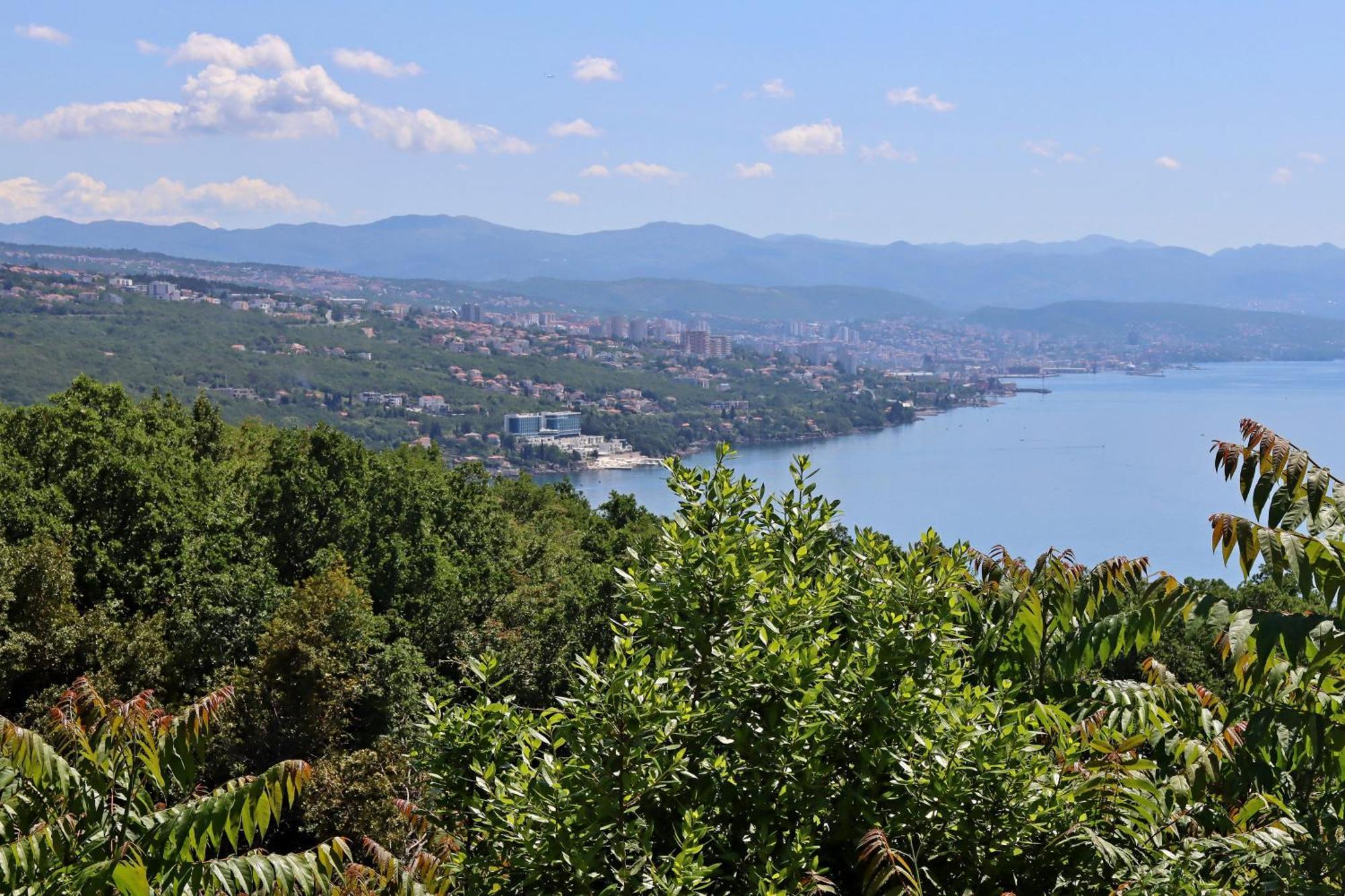Apartments With A Parking Space Opatija - Pobri, Opatija - 7813 Matulji Ngoại thất bức ảnh
